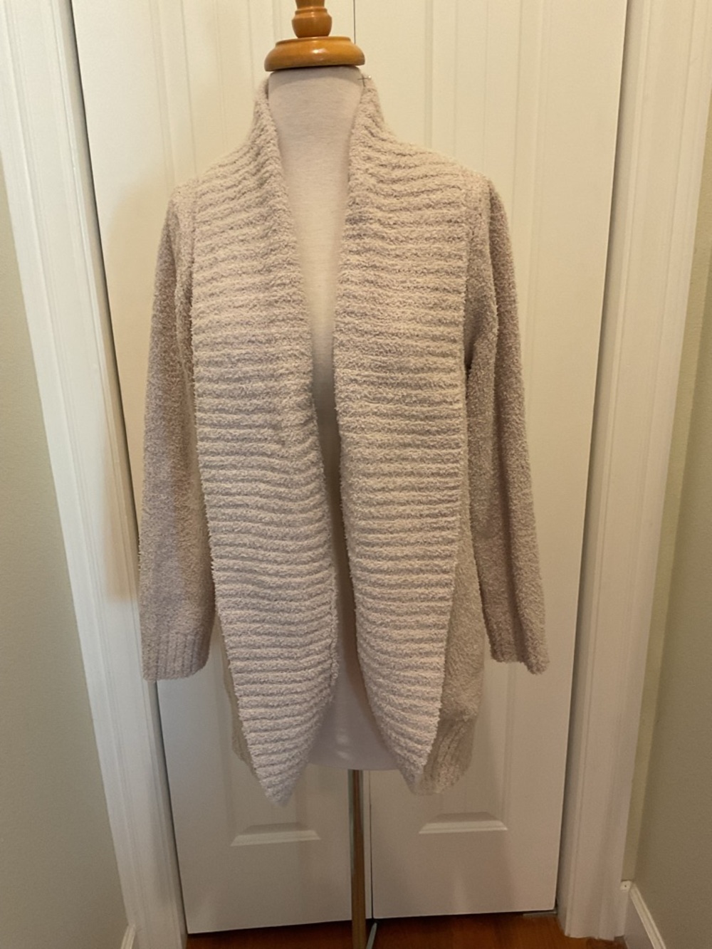 Barefoot Dreams Open-Front Cardigan in Light Beige/Cream Size M